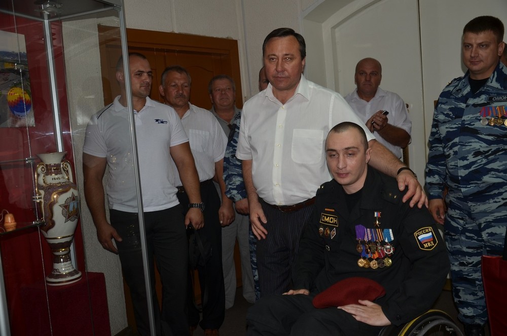 Открытие памятника, погибших в локальных воинах