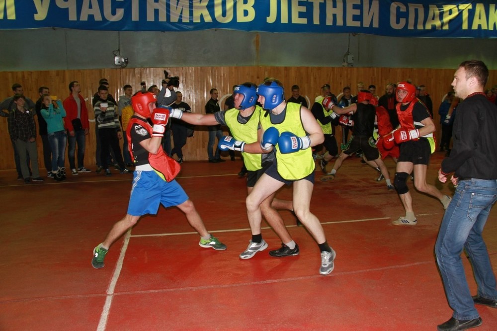 В Белгородском технологическом Университете им. В.Г. Шухова состоялись спортивные мероприятия под названием «Русская стенка»